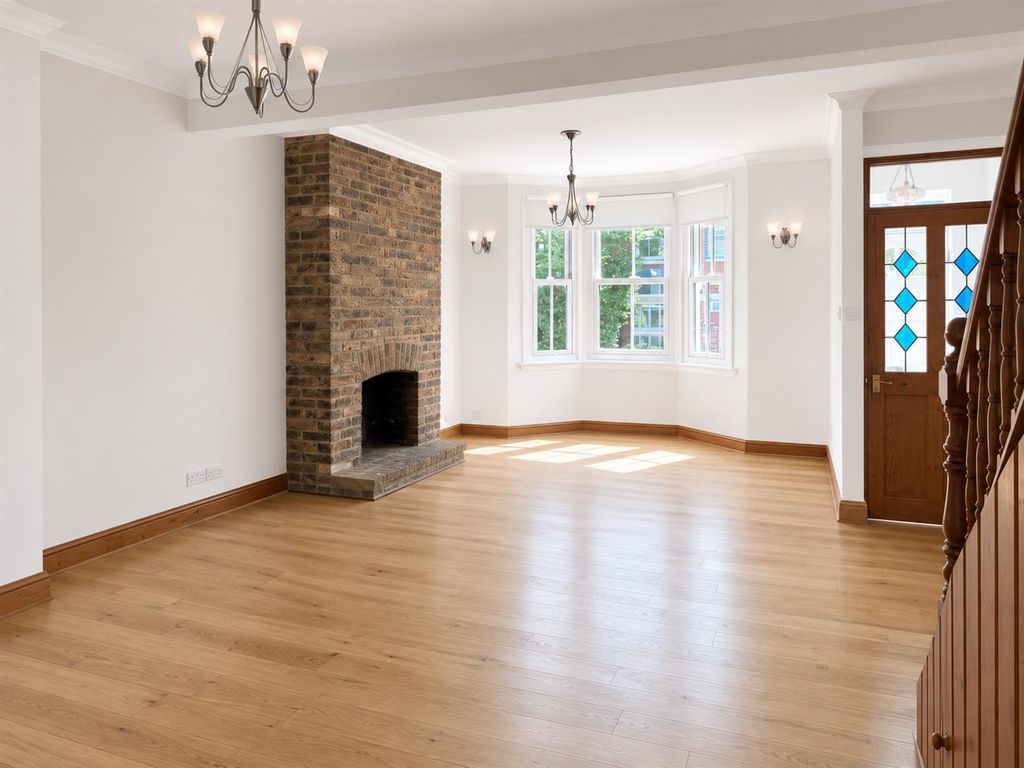 Property photo 3 of 12 40Fdb129-5c1B-4221-Ae53-9B4Ac36B7Bdb.Png