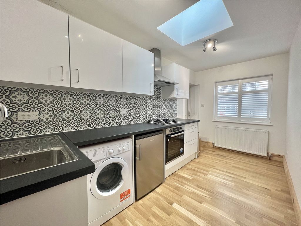 Property photo 2 of 5 Picture No. 07