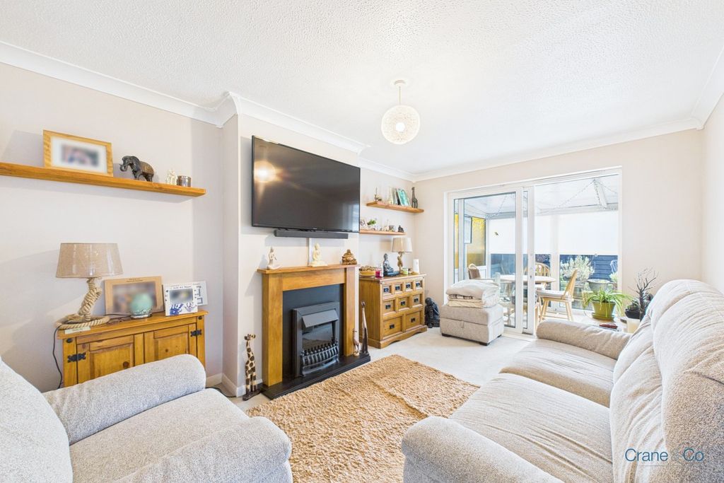 Property photo 3 of 21