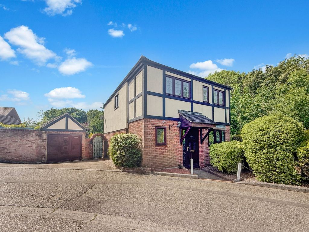 Property photo 1 of 16