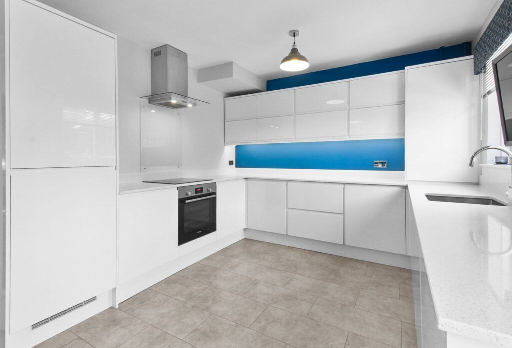 Property photo 3 of 21