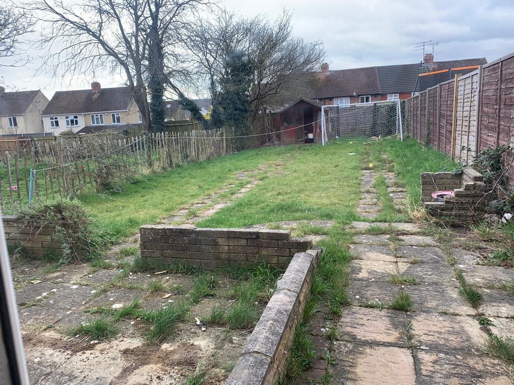 Property photo 2 of 36