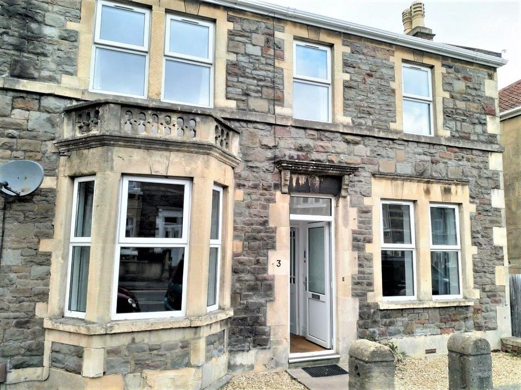 Property photo 3 of 13 Exterior