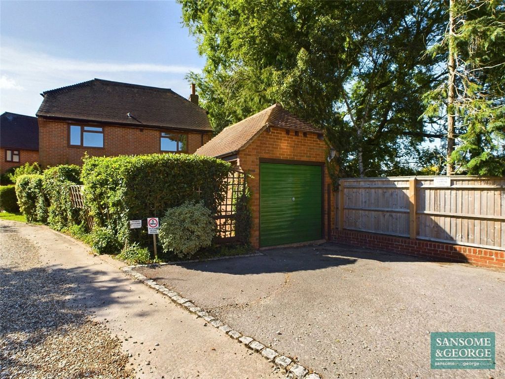 Property photo 1 of 22