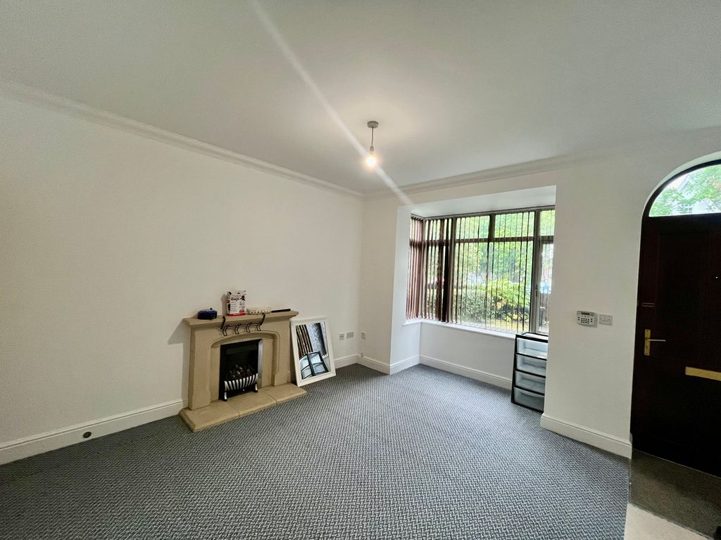 Property photo 3 of 13 Image