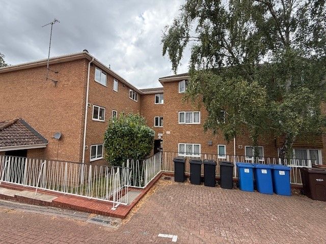 Property photo 1 of 6