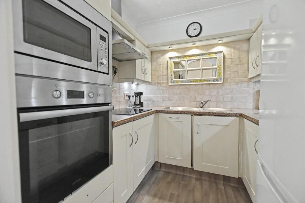 Property photo 3 of 15