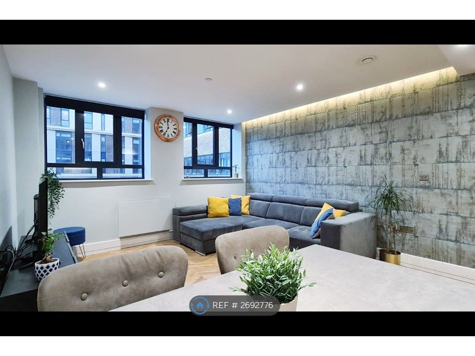 Property photo 3 of 20