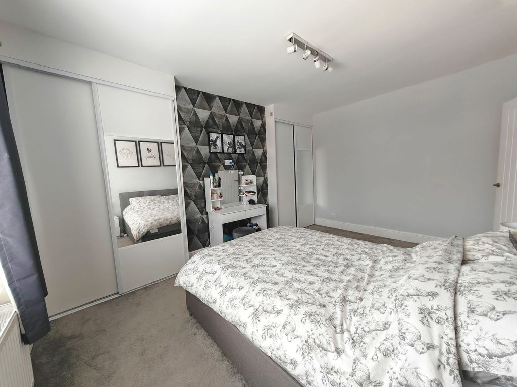 Additional image 12 of 3 bed flat for saleNorthbourne Road, Jarrow NE32