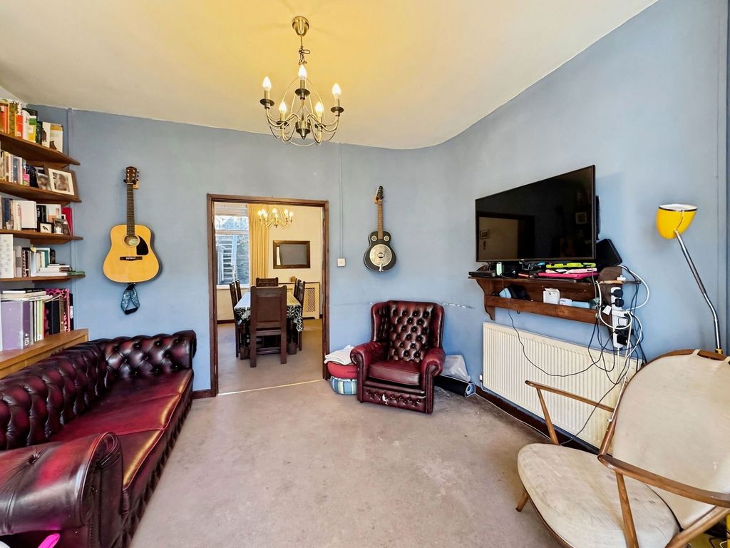 Property photo 3 of 22