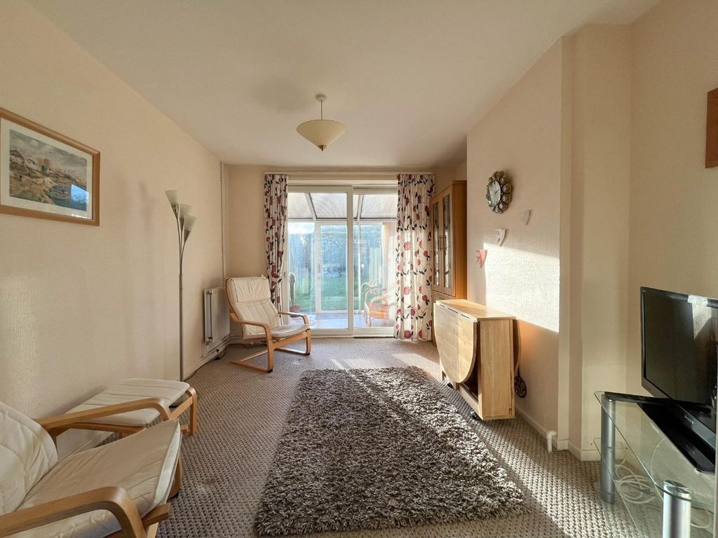 Property photo 2 of 18 Img_0030.Jpg