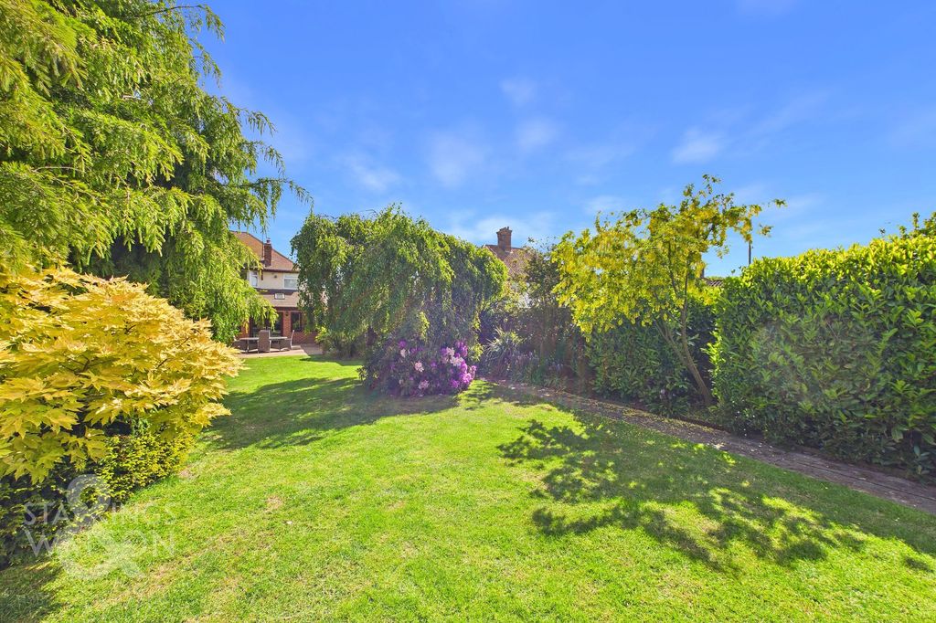 Additional image 34 of 4 bed semi-detached house for saleWarren Road, Gorleston, Great Yarmouth NR31