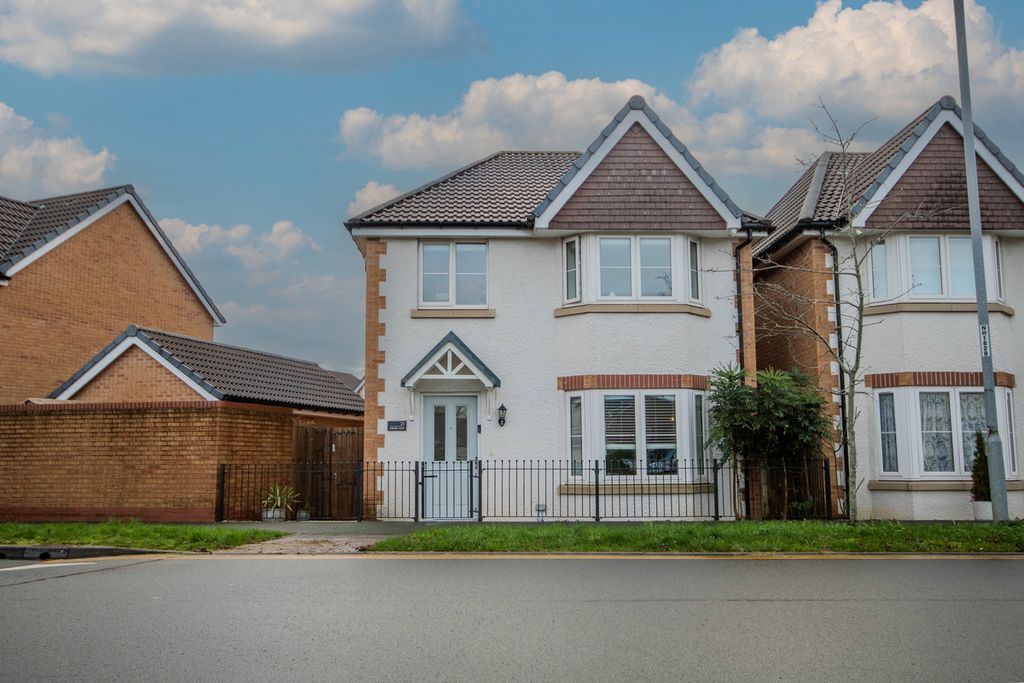 Property photo 1 of 41