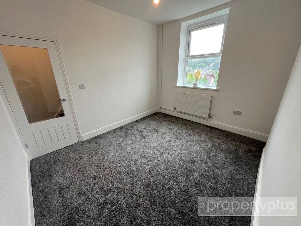 Property photo 3 of 17 Picture No. 14