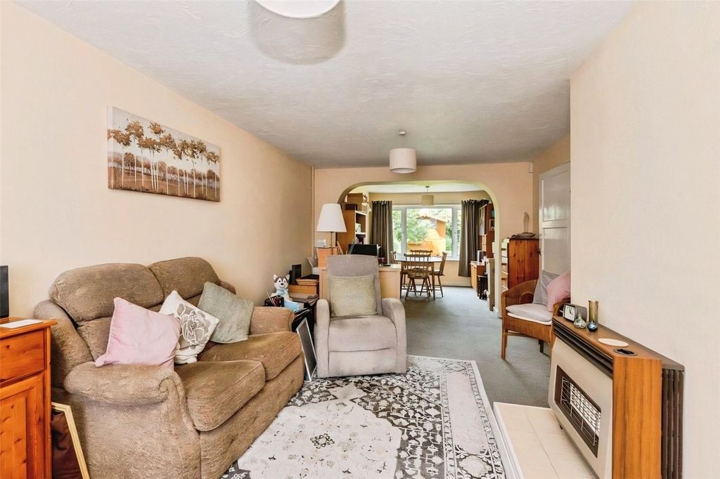 Property photo 3 of 16 Picture No. 05