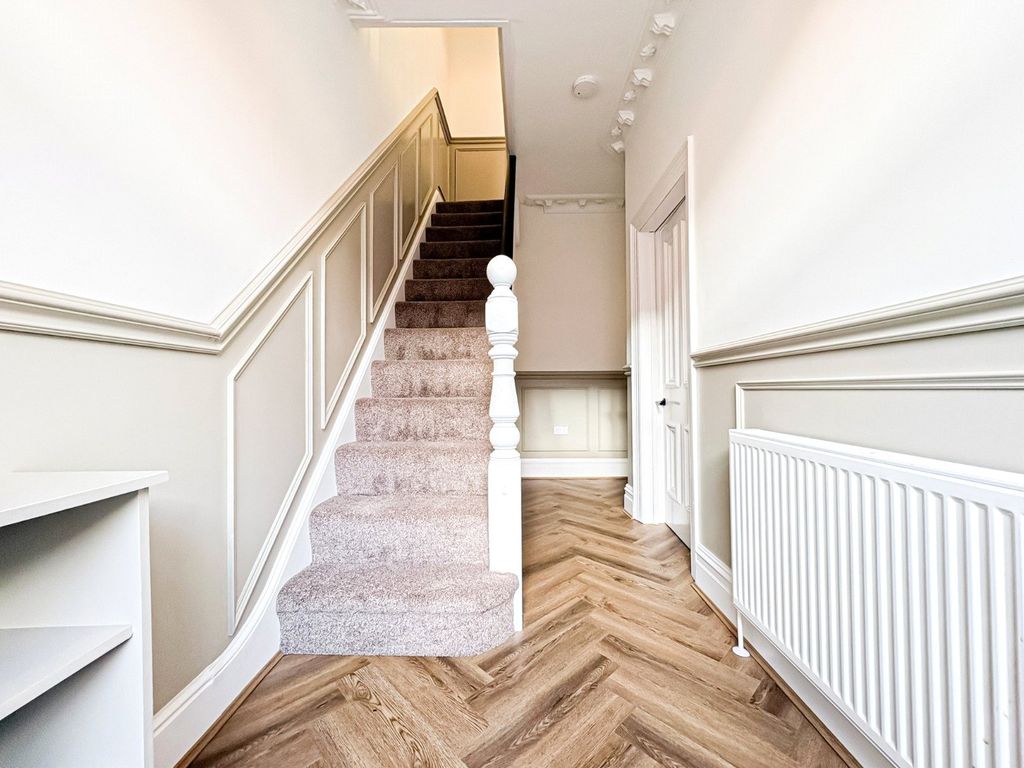 Property photo 2 of 14 Picture No. 15