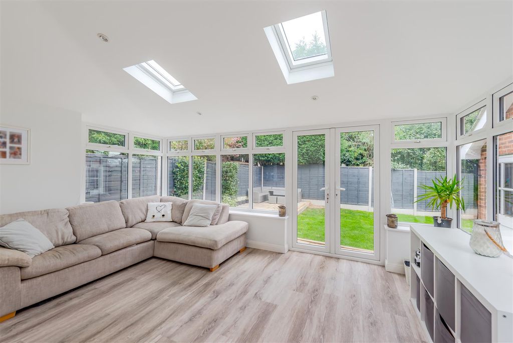 Property photo 2 of 22