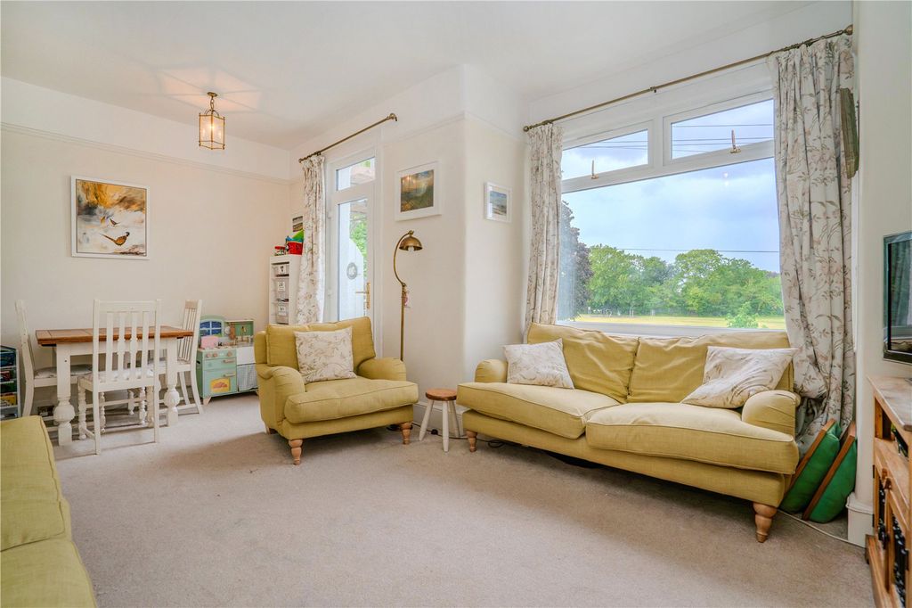 Property photo 3 of 20 Picture No. 59