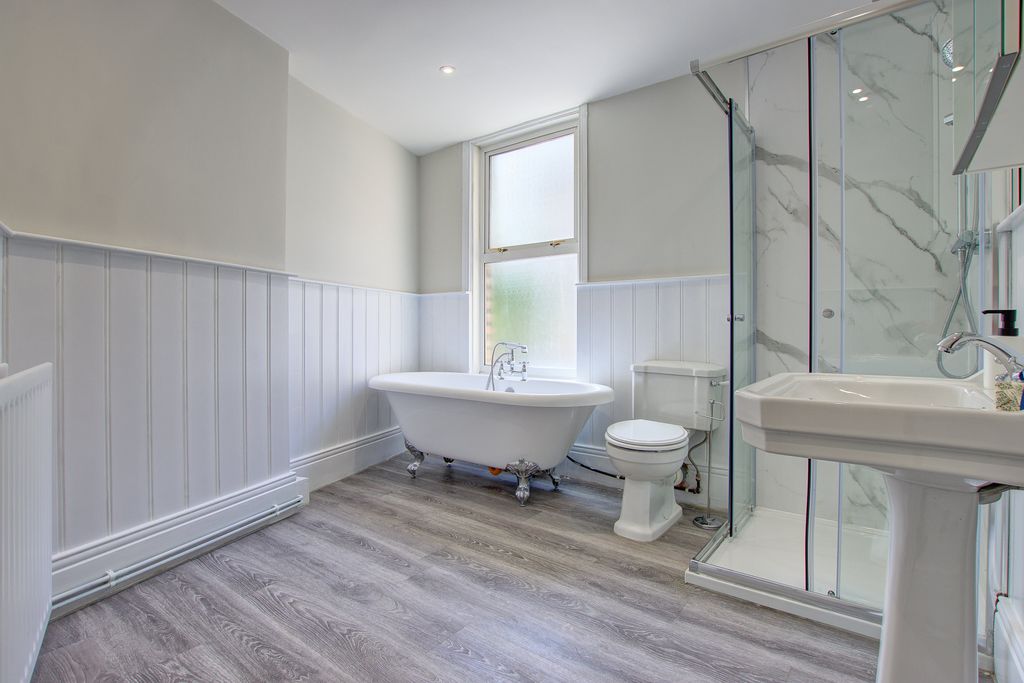 Property photo 3 of 16 1 (5 Of 36)