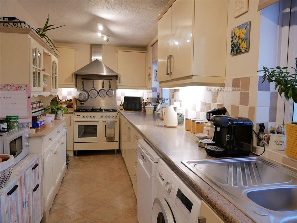 Property photo 2 of 21 P1500579.Jpg