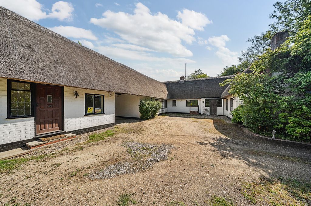 Property photo 1 of 33 1318536-10-686250...