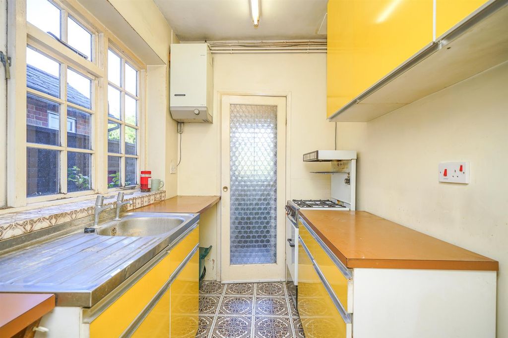Property photo 3 of 17 22-Hill-Street-1011.Jpg