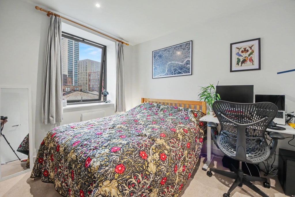 Property photo 3 of 21 Img_4755