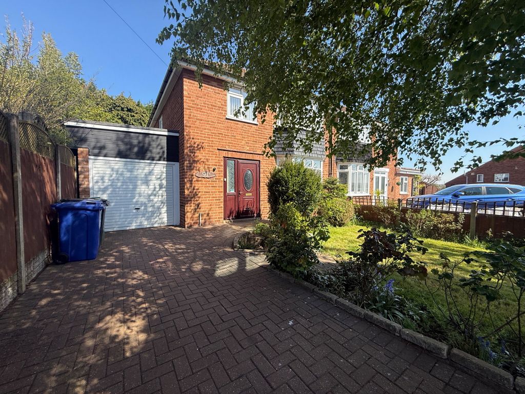 Property photo 1 of 26