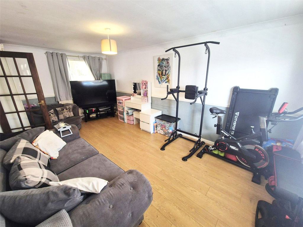 Property photo 3 of 12 Picture No. 26