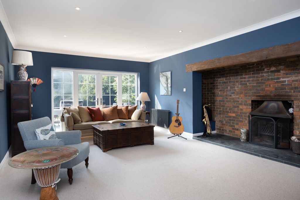 Property photo 2 of 12 Picture 2