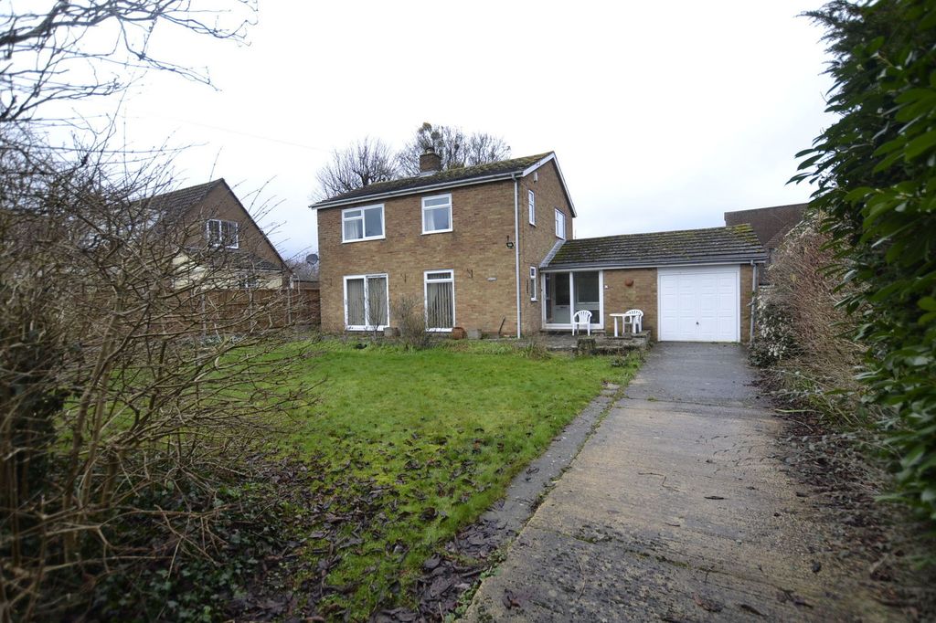 Property photo 1 of 13