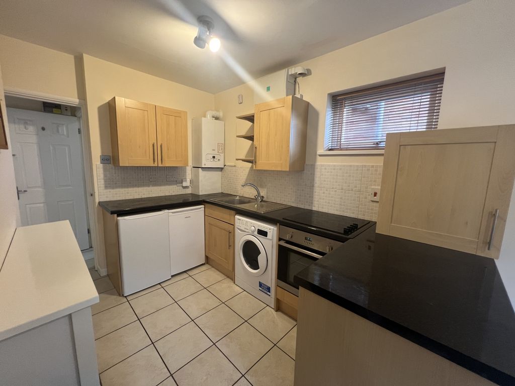 Property photo 3 of 7 Img_0025