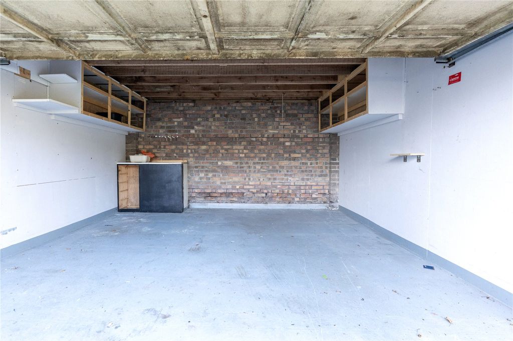 Property photo 2 of 6 Picture No. 01