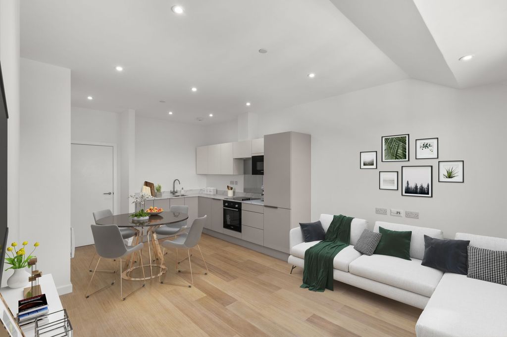 Property photo 1 of 5 Living/Kitchen