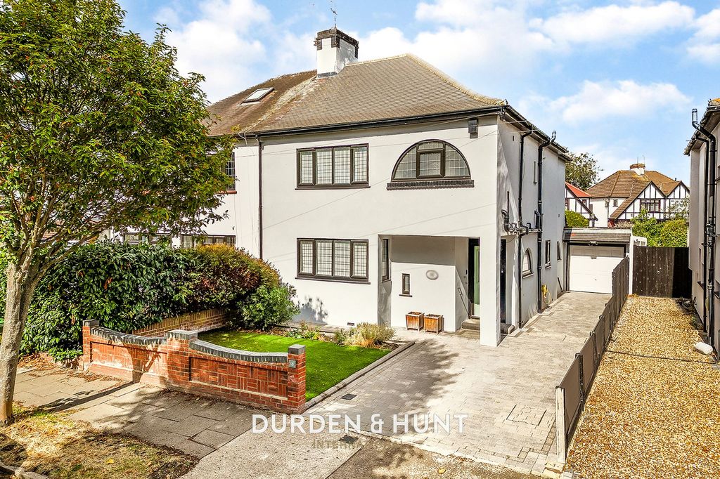 Property photo 1 of 38