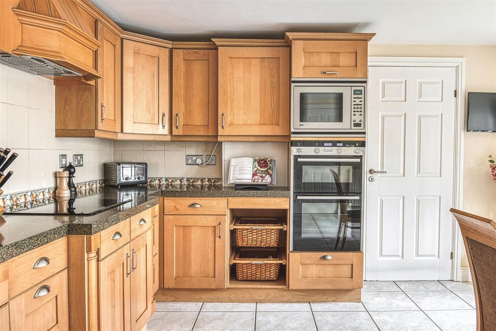 Additional image 10 of 4 bed detached house for saleMerion Grove, Littleover, Derby DE23