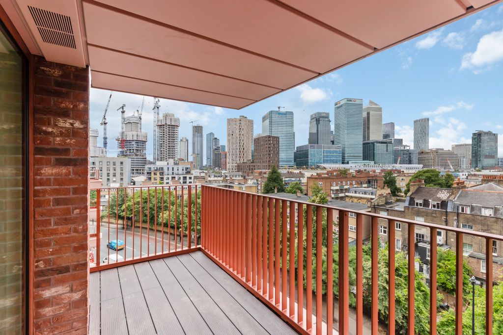 Property photo 2 of 5