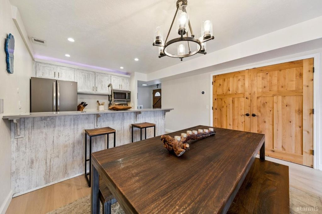 Property photo 2 of 30 <Alttext/>