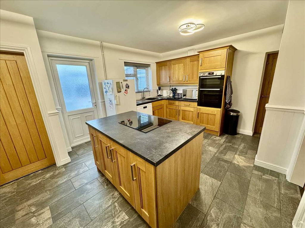 Property photo 3 of 13 Breakfast  Kitchen