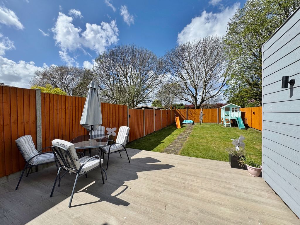 Property photo 3 of 16