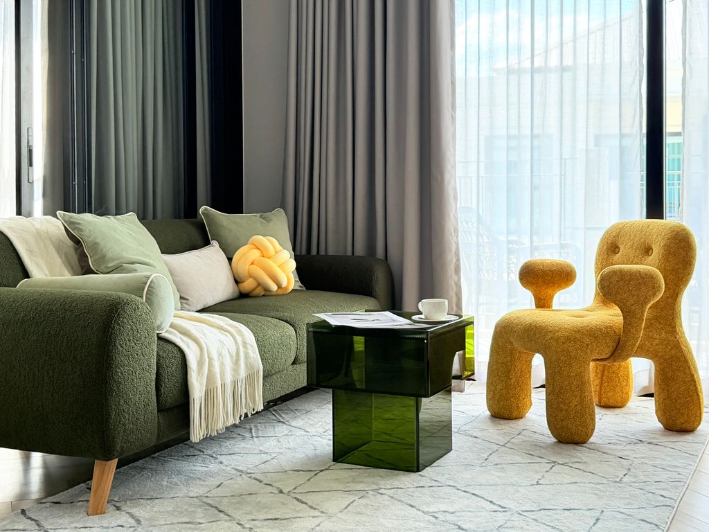 Property photo 2 of 11