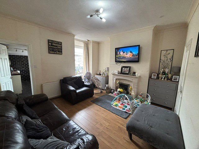 Property photo 2 of 8 Picture No. 01