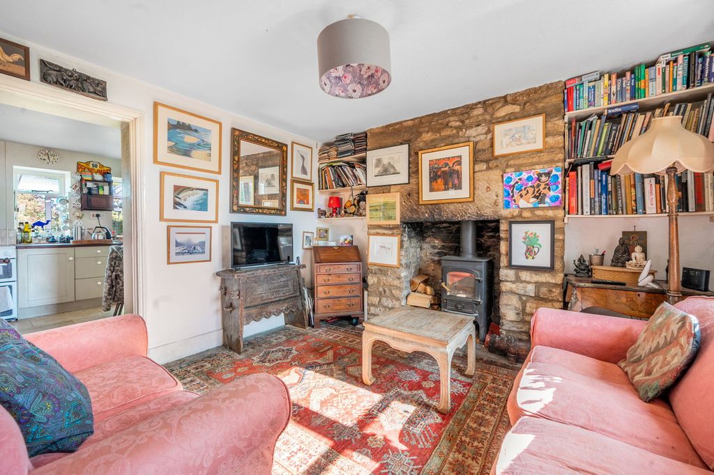 Property photo 2 of 16