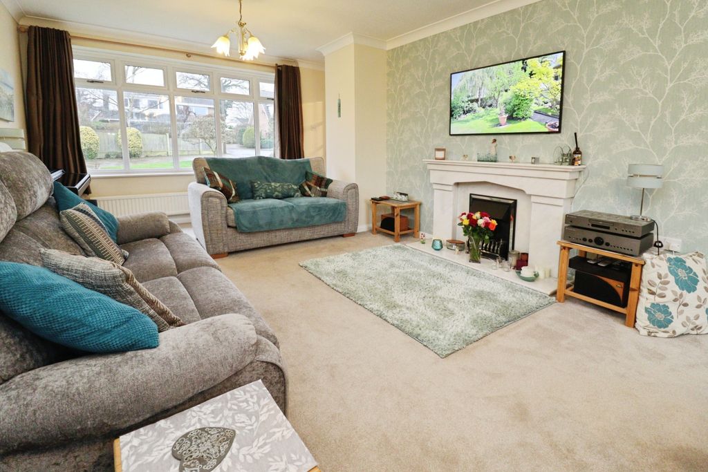 Property photo 2 of 24