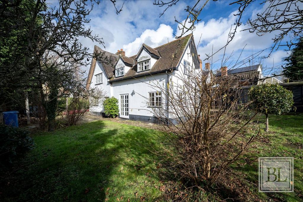 Property photo 1 of 21