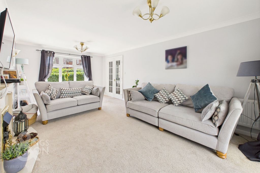 Property photo 1 of 23