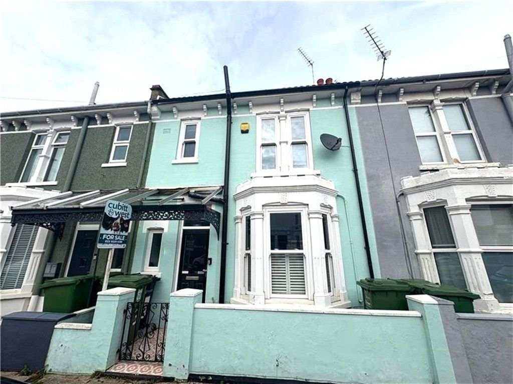 Property photo 1 of 11 Front