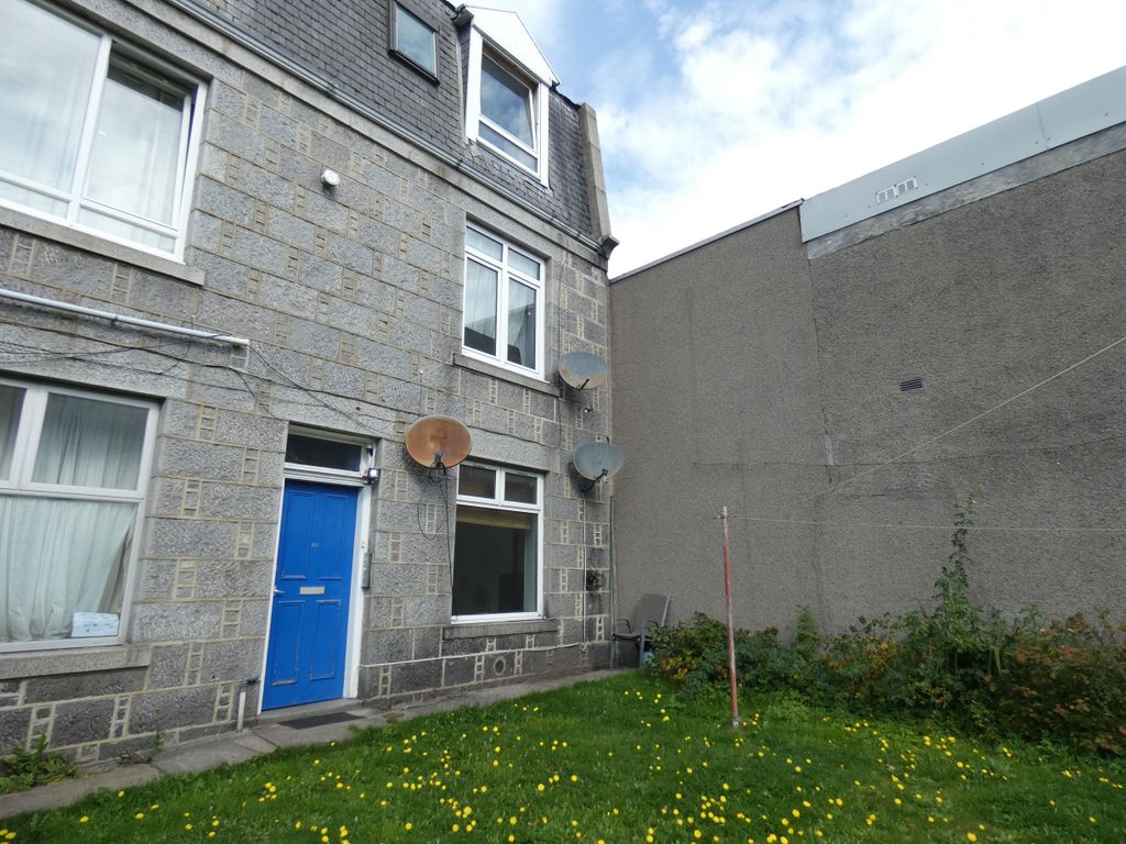Property photo 2 of 11 Photo #2