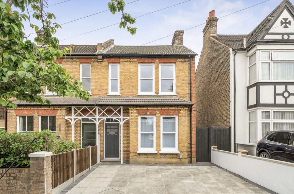 Property photo 1 of 24 1456064-18-69Fc40...