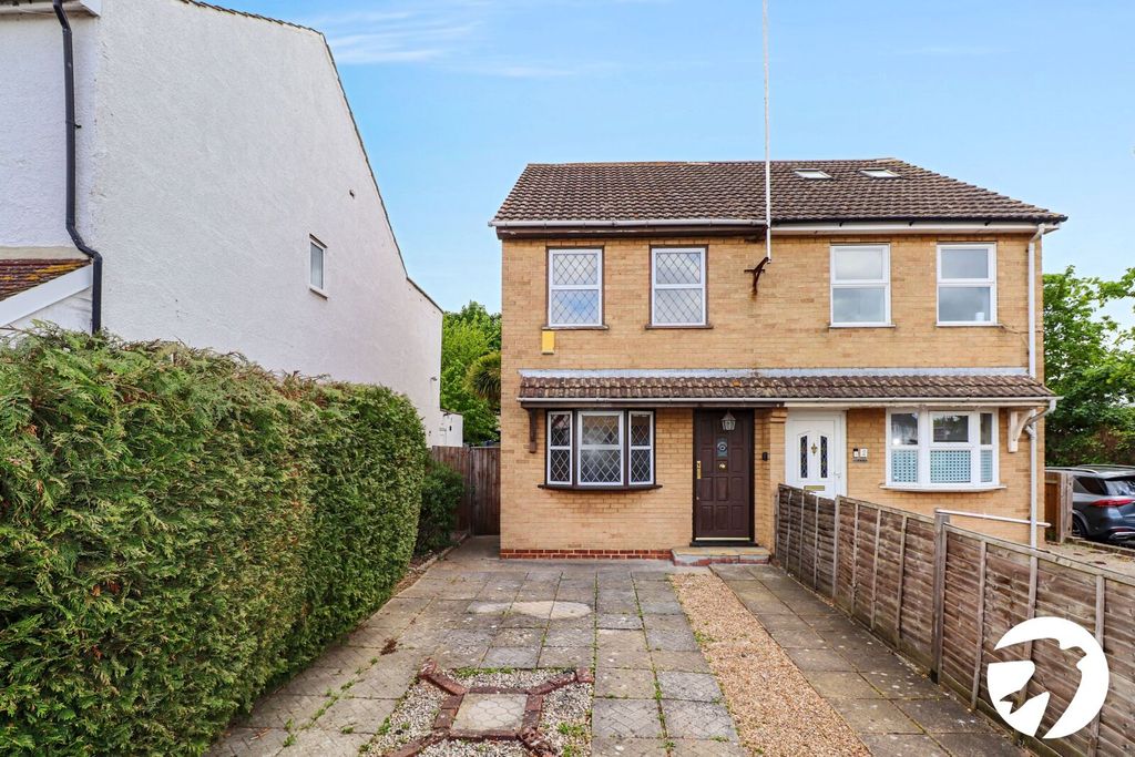 Property photo 1 of 17 Picture No. 18
